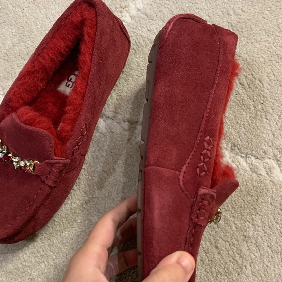 Cute Ugg flat shoes - Picture 8 of 10